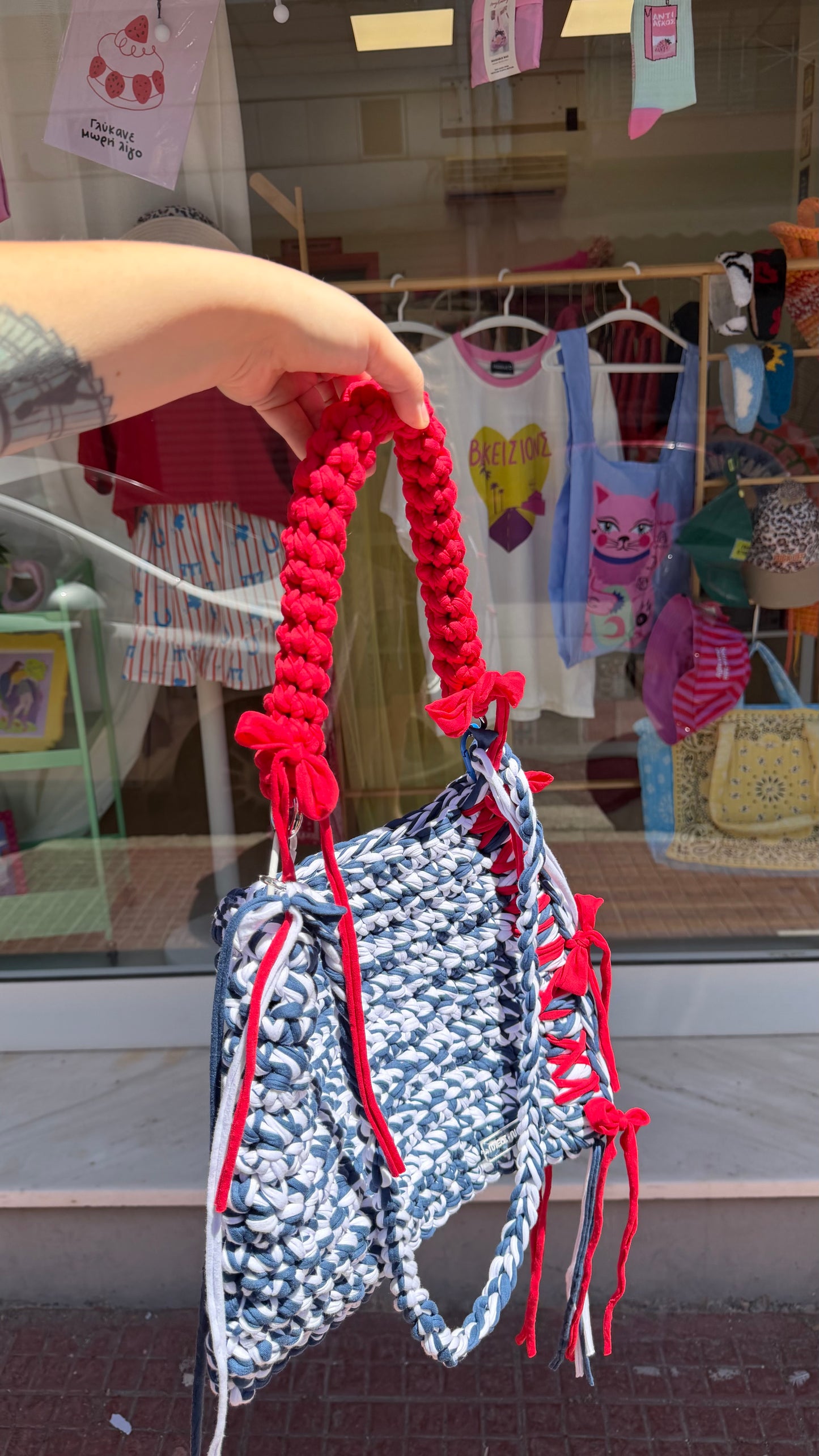 Abstract crochet bag