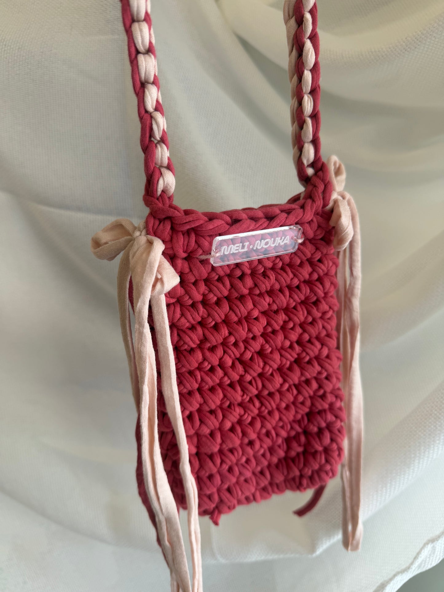 Save your outfit phone case (beige/ dusty red)