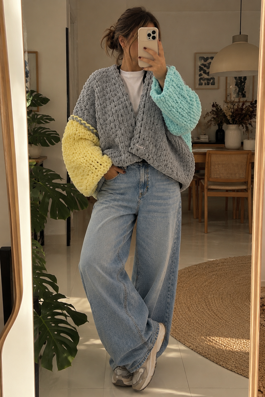 HUGGY Light Grey Crop Cardigan