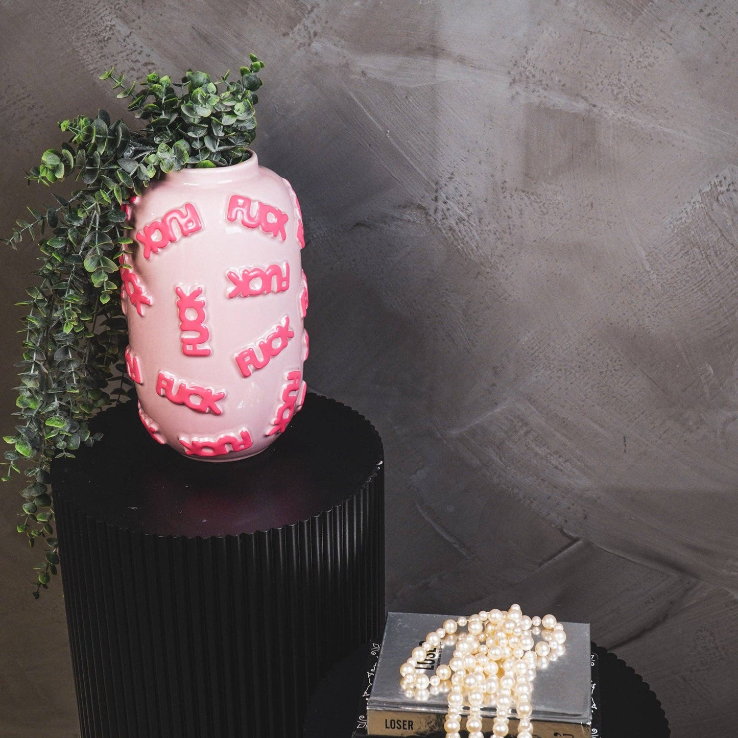 Vase - 'FUCK' - Ceramics  - Pink  - 17x17x27cm